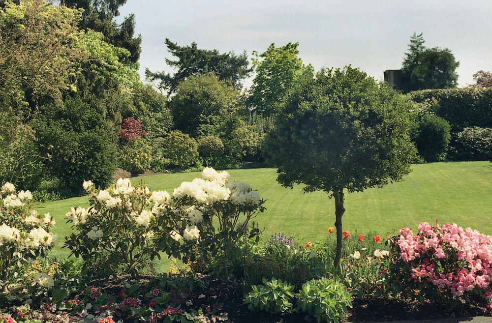 Fairholme Manor Inn Виктория Экстерьер фото