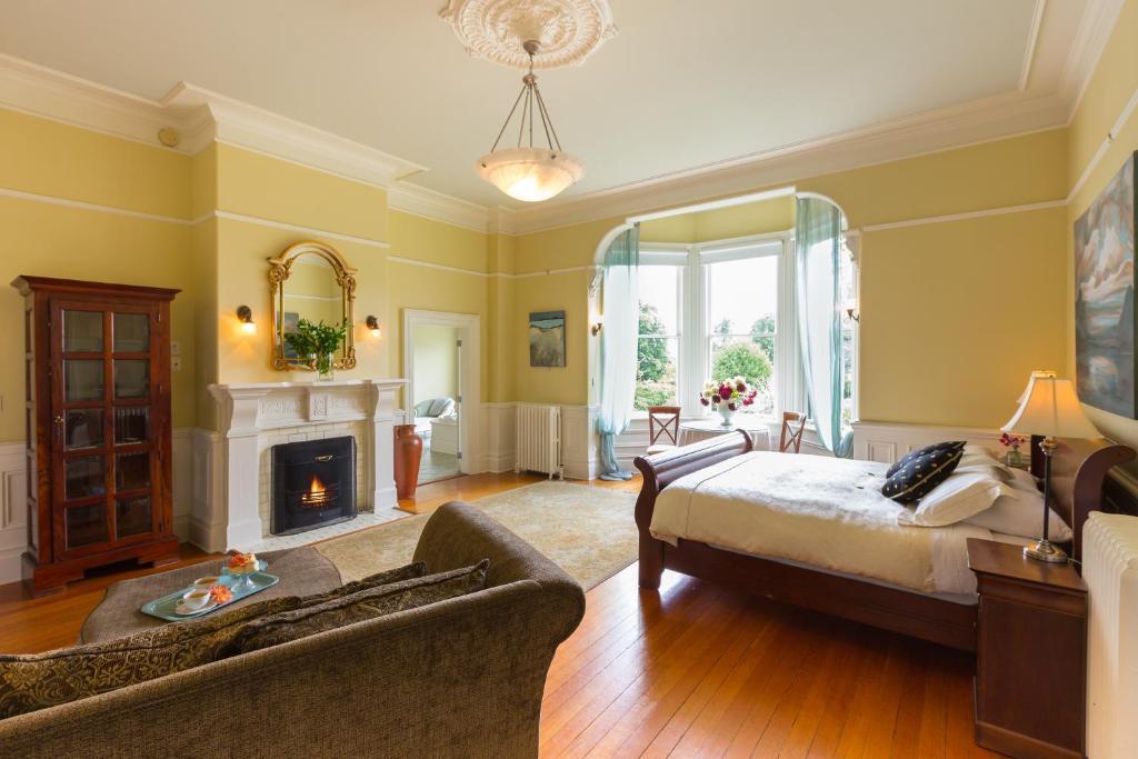 Fairholme Manor Inn Виктория Номер фото